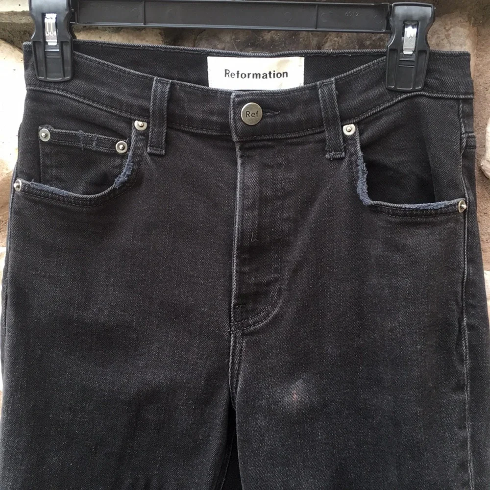 Reformation High and Slim Jeans Straight Leg Frayed Black Size 26